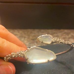 VGUC Hard to find Kendra Scott bracelet!